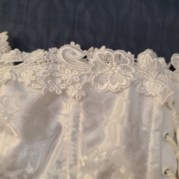 💥3 for $25 💥This Edwardian Corset Lace-Up Back, 90's Vintage - Picture 6 of 7